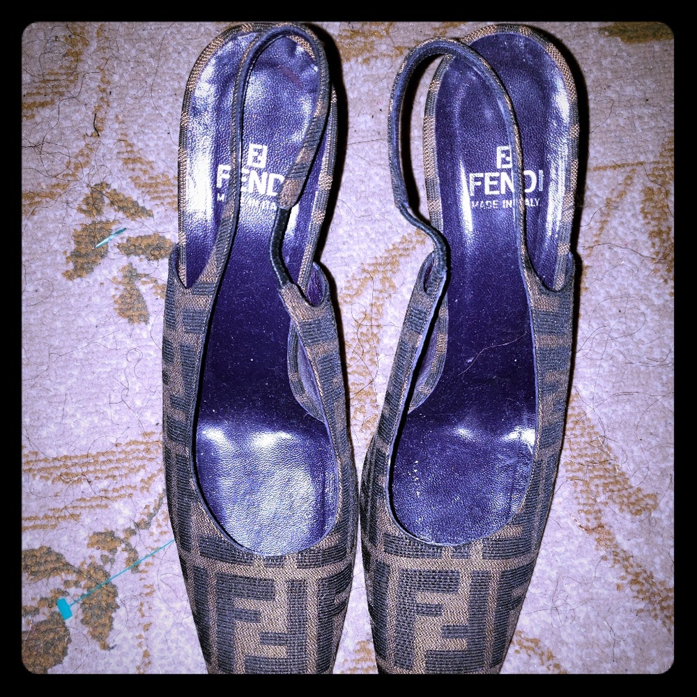 Vintage Fendi slingbacks
